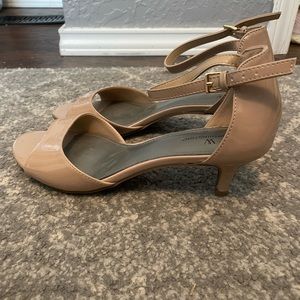 Nude kitten heels